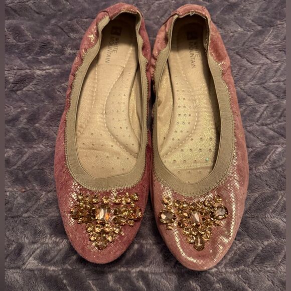 White Mountain Dusty Pink Jewel Embellished Flats - Picture 1 of 4